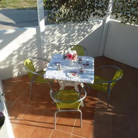 Golden Horizon Apartment