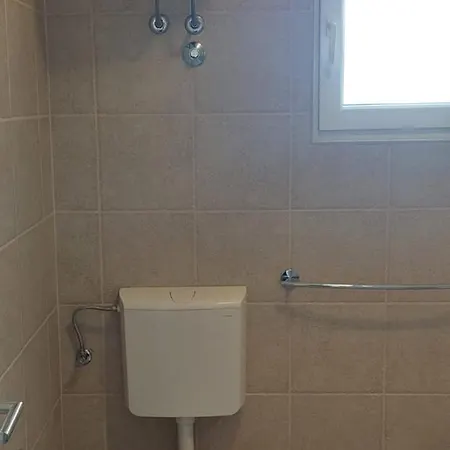 Golden Horizon Apartment